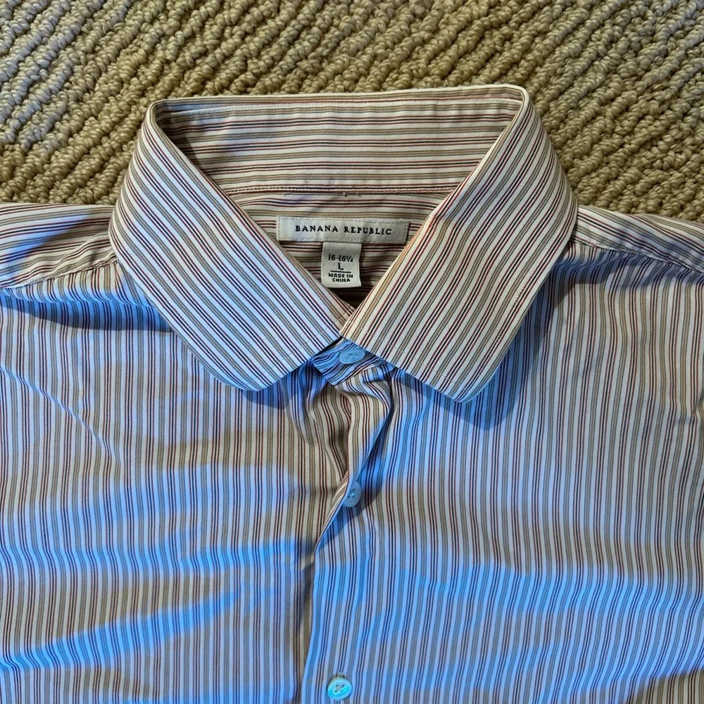 Banana Republic Men's Blue and White Striped Dress Shirt - Picture 3 of 3